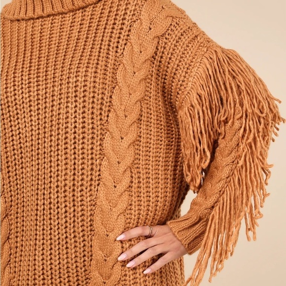 Lulus Cable Knit Fringe Oversized Mini Dress NWT Size Small - Picture 3 of 10